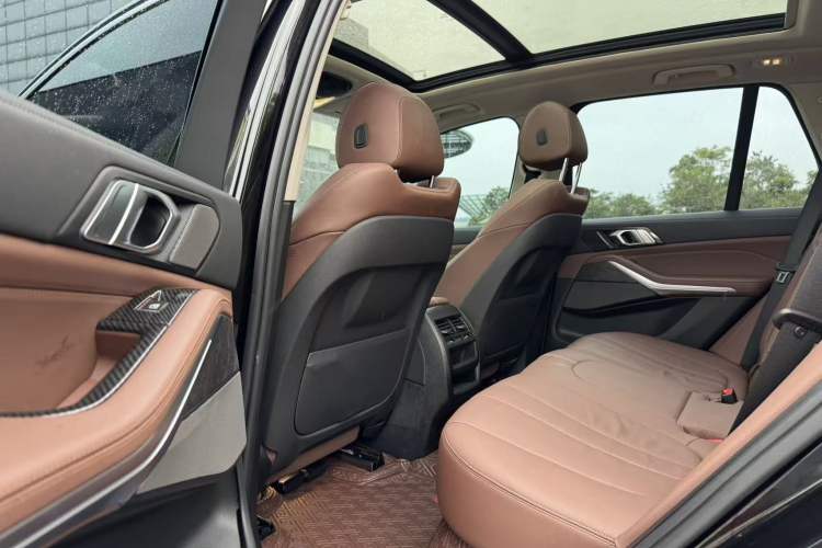 Used BMW X5 2020 xDrive40i M Sport Package Interior 3