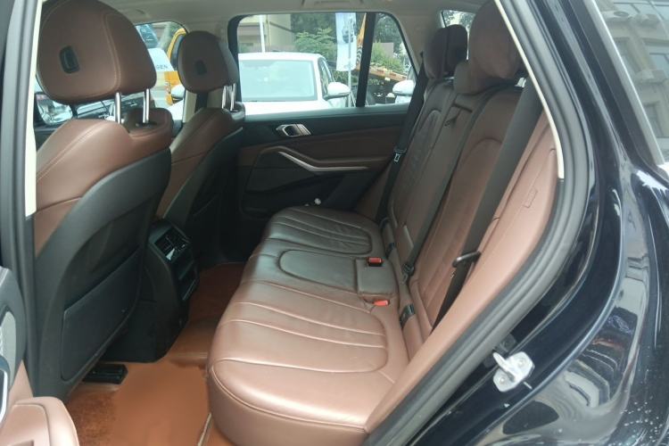 Used BMW X5 2020 xDrive40i M Sport Package Interior 4