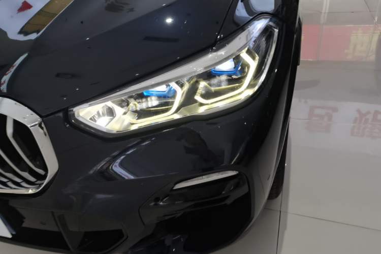 Used BMW X5 2020 xDrive40i M Sport Package Left Front Headlight