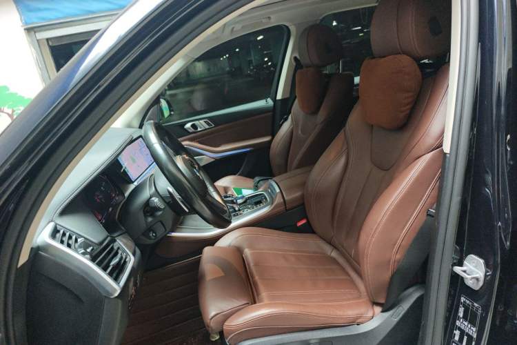 Used BMW X5 2020 xDrive40i M Sport Package Left Front Seat