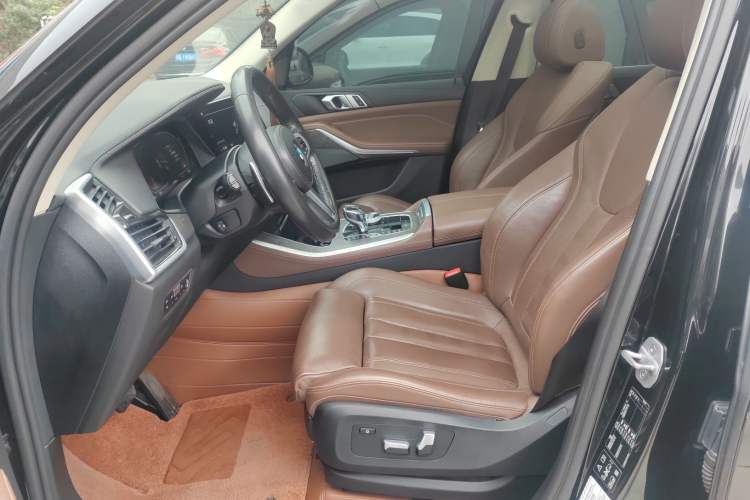 Used BMW X5 2020 xDrive40i M Sport Package Left Front Seat