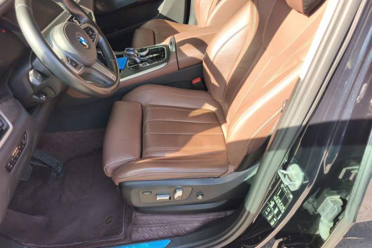 Used BMW X5 2020 xDrive30i M Sport Package Left Front Seat