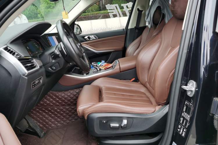 Used BMW X5 2020 xDrive40i M Sport Package Left Front Seat
