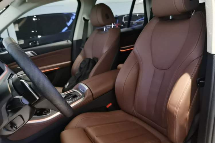 Used BMW X5 2020 xDrive30i X Design Package Left Front Seat