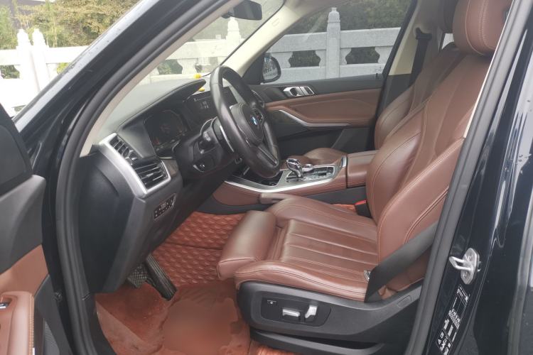 Used BMW X5 2020 xDrive30i M Sport Package Left Front Seat