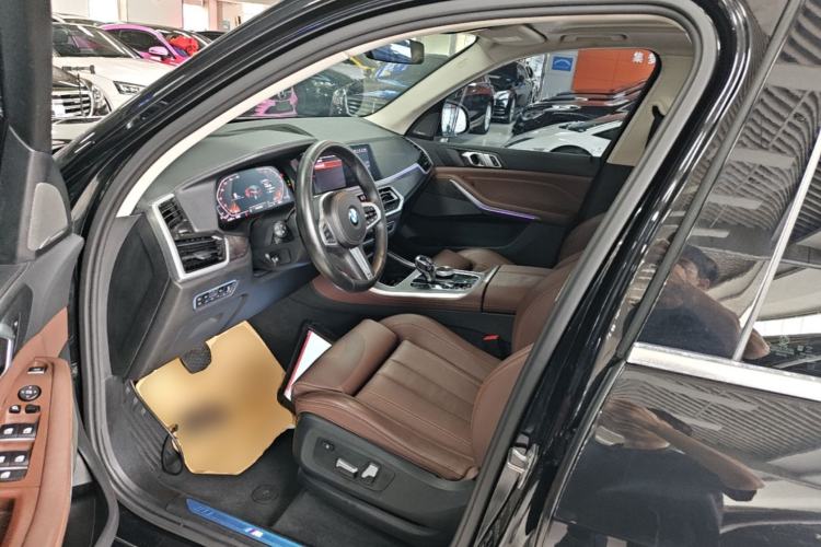 Used BMW X5 2020 xDrive40i M Sport Package Left Front Seat