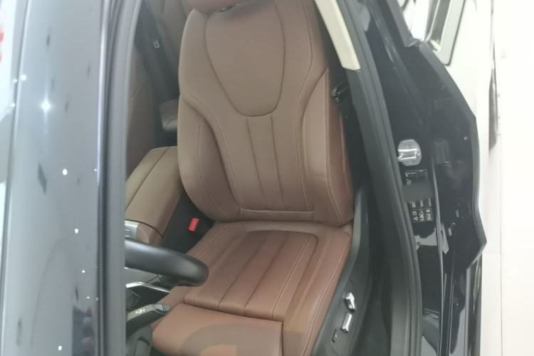 Used BMW X5 2020 xDrive40i M Sport Package Left Front Seat