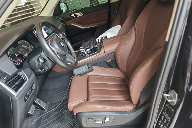 Used BMW X5 2020 xDrive30i M Sport Package Left Front Seat