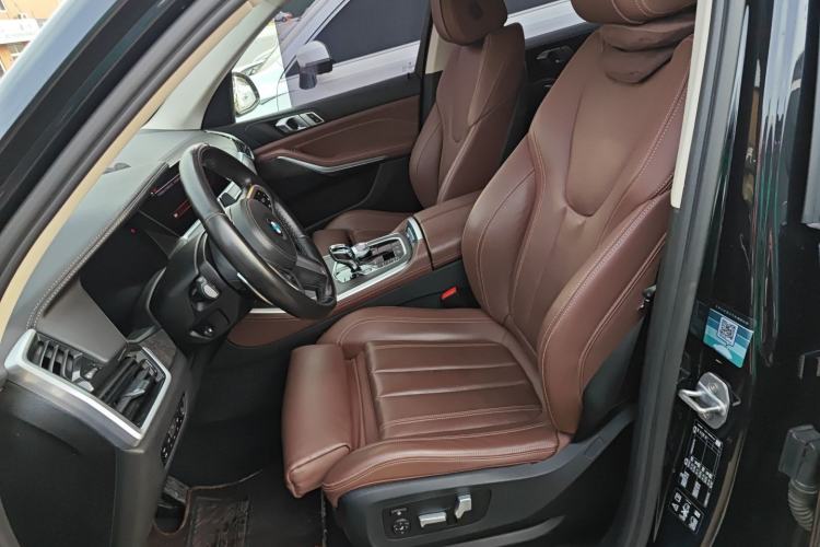Used BMW X5 2020 xDrive30i M Sport Package Left Front Seat