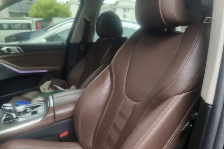 Used BMW X5 2020 xDrive40i M Sport Package Left Front Seat