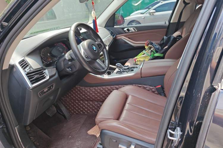 Used BMW X5 2020 xDrive30i M Sport Package Left Front Seat