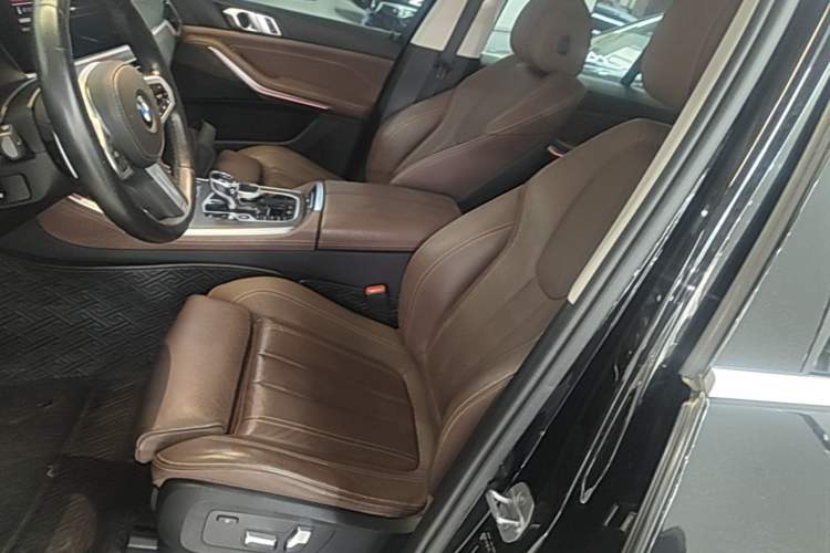 Used BMW X5 2020 xDrive30i M Sport Package Left Front Seat