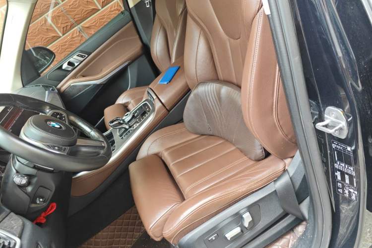 Used BMW X5 2020 xDrive30i M Sport Package Left Front Seat
