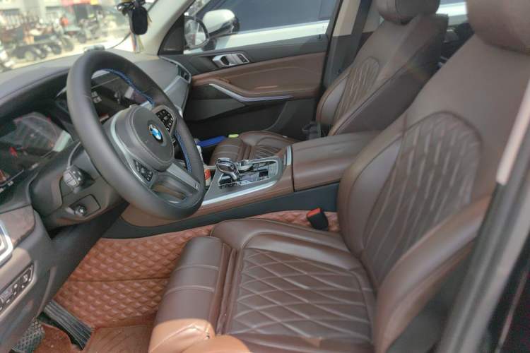 Used BMW X5 2020 xDrive40i M Sport Package Left Front Seat