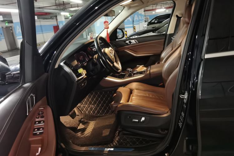 Used BMW X5 2020 xDrive30i M Sport Package Left Front Seat