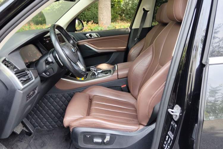 Used BMW X5 2020 xDrive30i X Design Package Left Front Seat