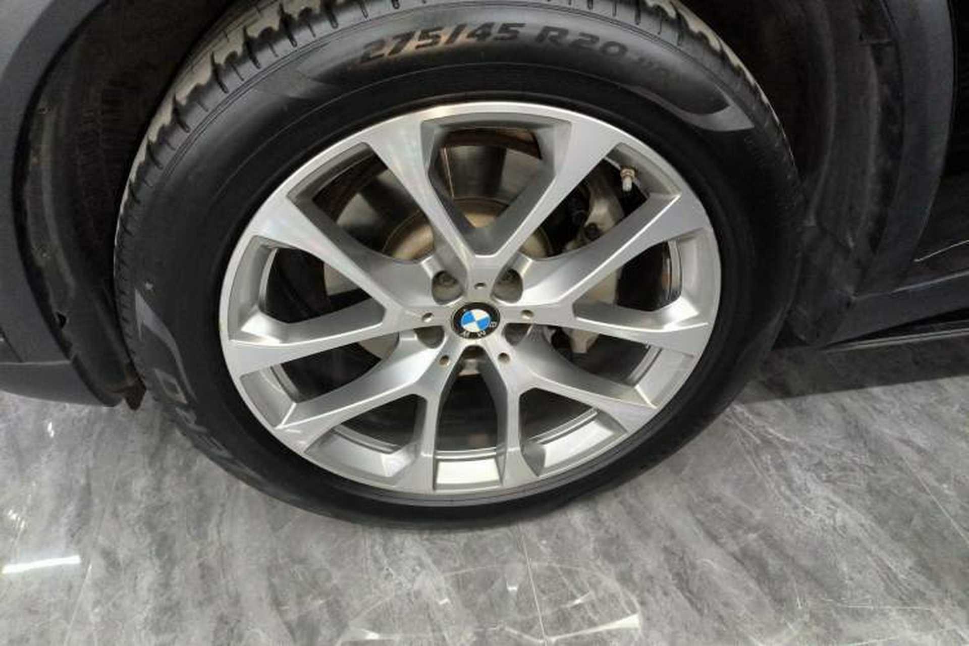 Used BMW X5 2020 xDrive30i X Design Package Left Front Wheel Hub