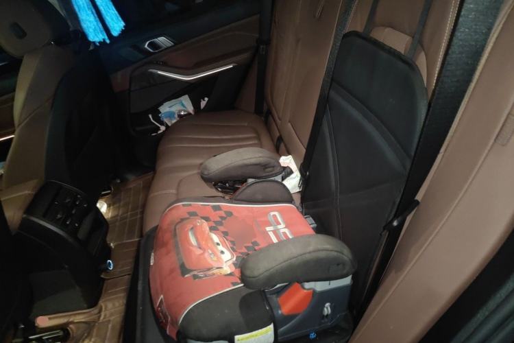 Used BMW X5 2020 xDrive40i M Sport Package Left Rear Seat