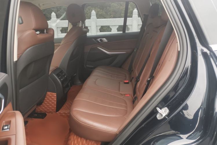 Used BMW X5 2020 xDrive30i M Sport Package Left Rear Seat