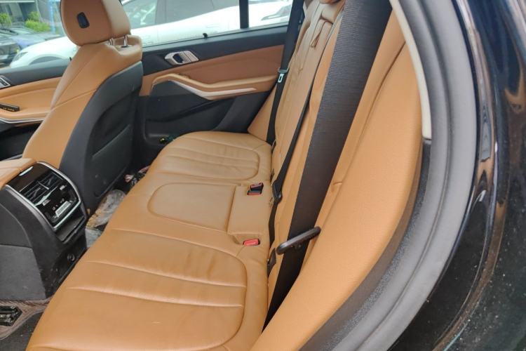 Used BMW X5 2020 xDrive40i 3.0T Standard Edition 19-inch wheels Middle East Left Rear Seat