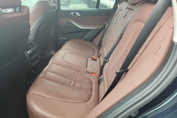 Used BMW X5 2020 xDrive30i M Sport Package Left Rear Seat