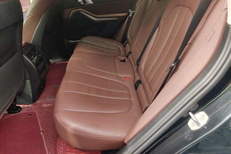 Used BMW X5 2020 xDrive30i M Sport Package Left Rear Seat