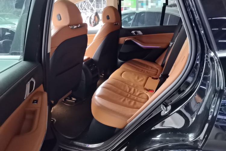 Used BMW X5 2020 xDrive40i M Sport Package Left Rear Seat