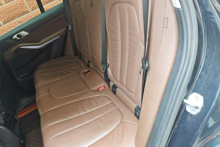 Used BMW X5 2020 xDrive30i M Sport Package Left Rear Seat