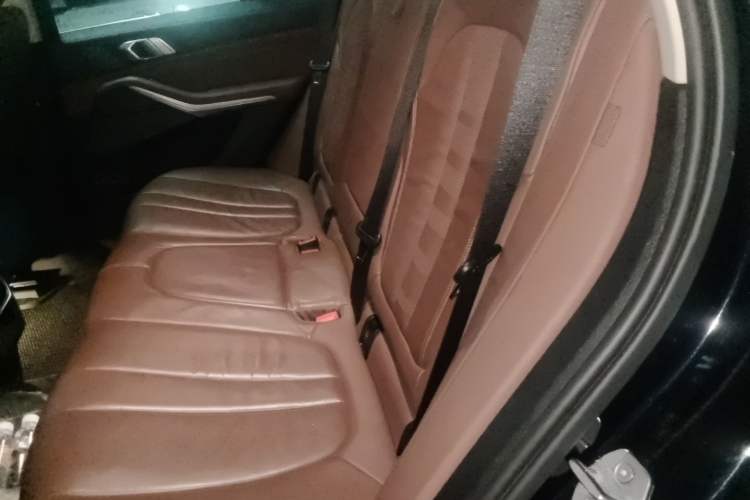 Used BMW X5 2020 xDrive40i M Sport Package Left Rear Seat