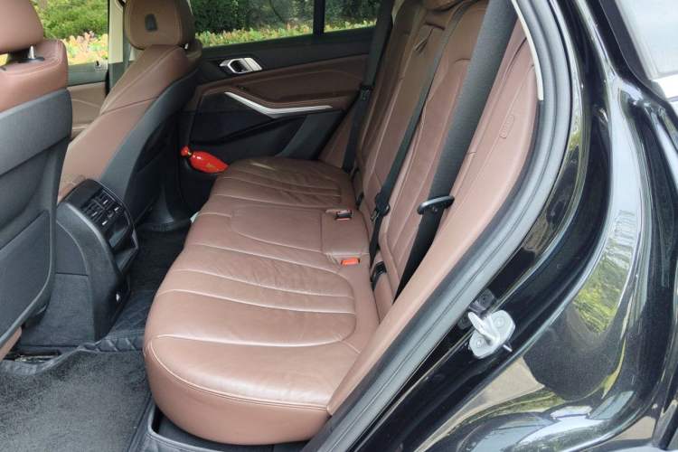 Used BMW X5 2020 xDrive30i X Design Package Left Rear Seat