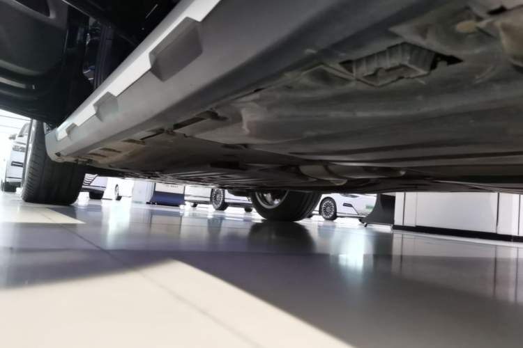 Used BMW X5 2020 xDrive30i X Design Package Left Side Sill