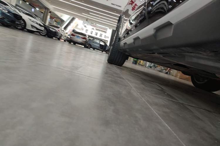 Used BMW X5 2020 xDrive30i X Design Package Left Side Sill