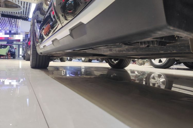Used BMW X5 2020 xDrive30i X Design Package Left Side Sill
