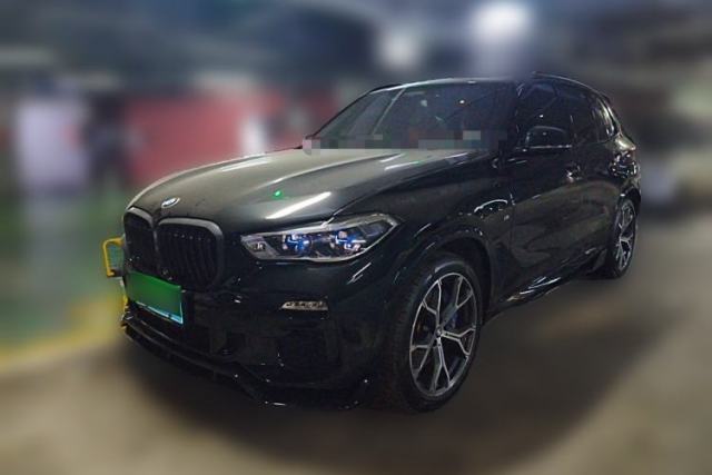 BMW X5 2020 xDrive40i Luxury Model with M Sport Package مستعملة