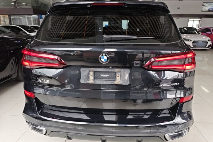 Used BMW X5 2020 xDrive40i M Sport Package Rear