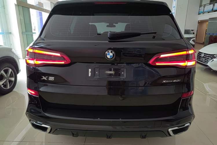 Used BMW X5 2020 xDrive40i M Sport Package Rear