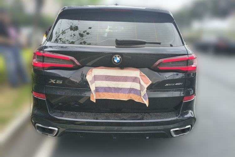 Used BMW X5 2020 xDrive40i Luxury Model with M Sport Package Rear