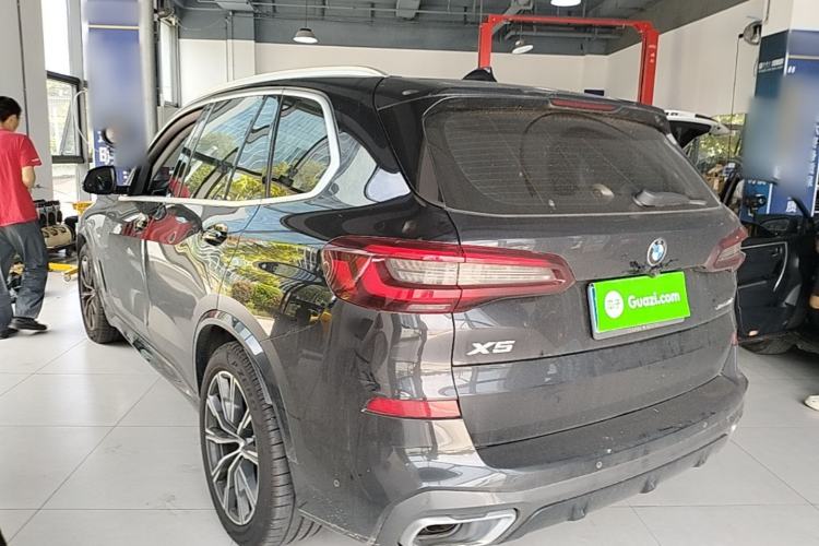 Used BMW X5 2020 xDrive30i M Sport Package Rear Left 45 Deg