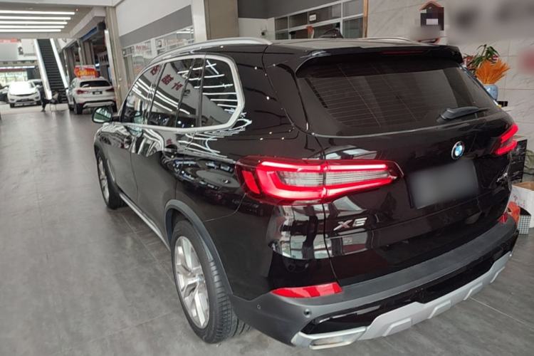 Used BMW X5 2020 xDrive30i X Design Package Rear Left 45 Deg