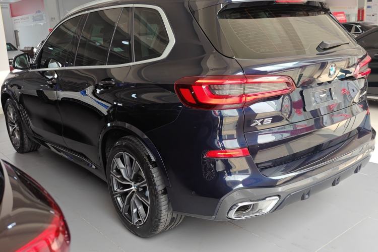 Used BMW X5 2020 xDrive30i M Sport Package Rear Left 45 Deg