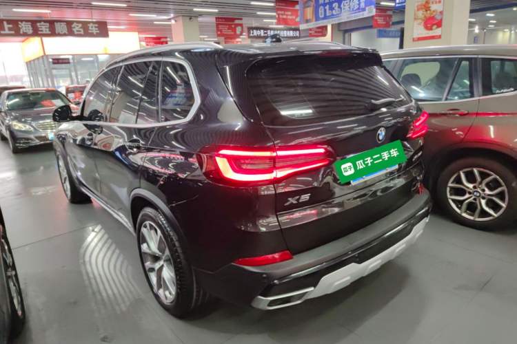 Used BMW X5 2020 xDrive30i X Design Package Rear Left 45 Deg