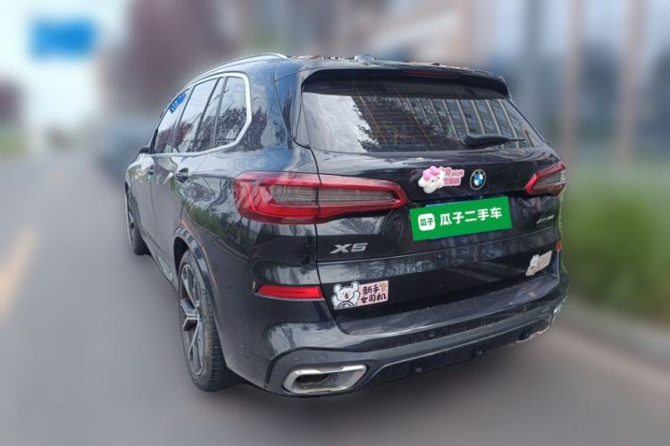Used BMW X5 2020 xDrive40i Luxury Model with M Sport Package Rear Left 45 Deg