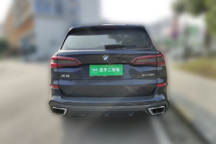 Used BMW X5 2020 xDrive40i Luxury Model with M Sport Package Rear