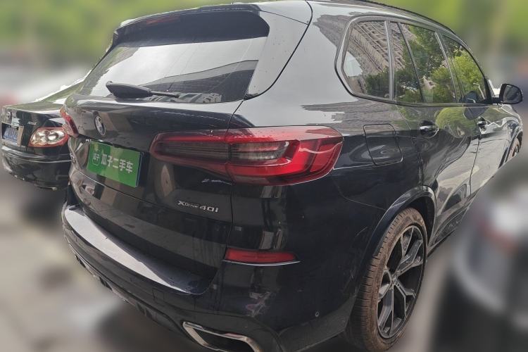 Used BMW X5 2020 xDrive40i Luxury Model with M Sport Package Rear Right 45 Deg