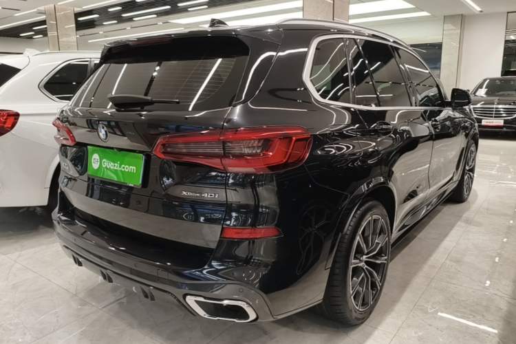 Used BMW X5 2020 xDrive40i M Sport Package Rear Right 45 Deg