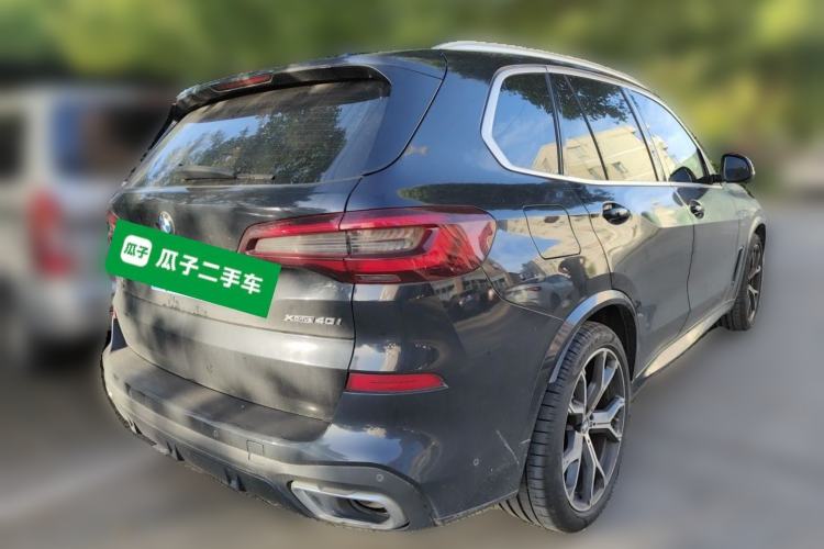 Used BMW X5 2020 xDrive40i Luxury Model with M Sport Package Rear Right 45 Deg