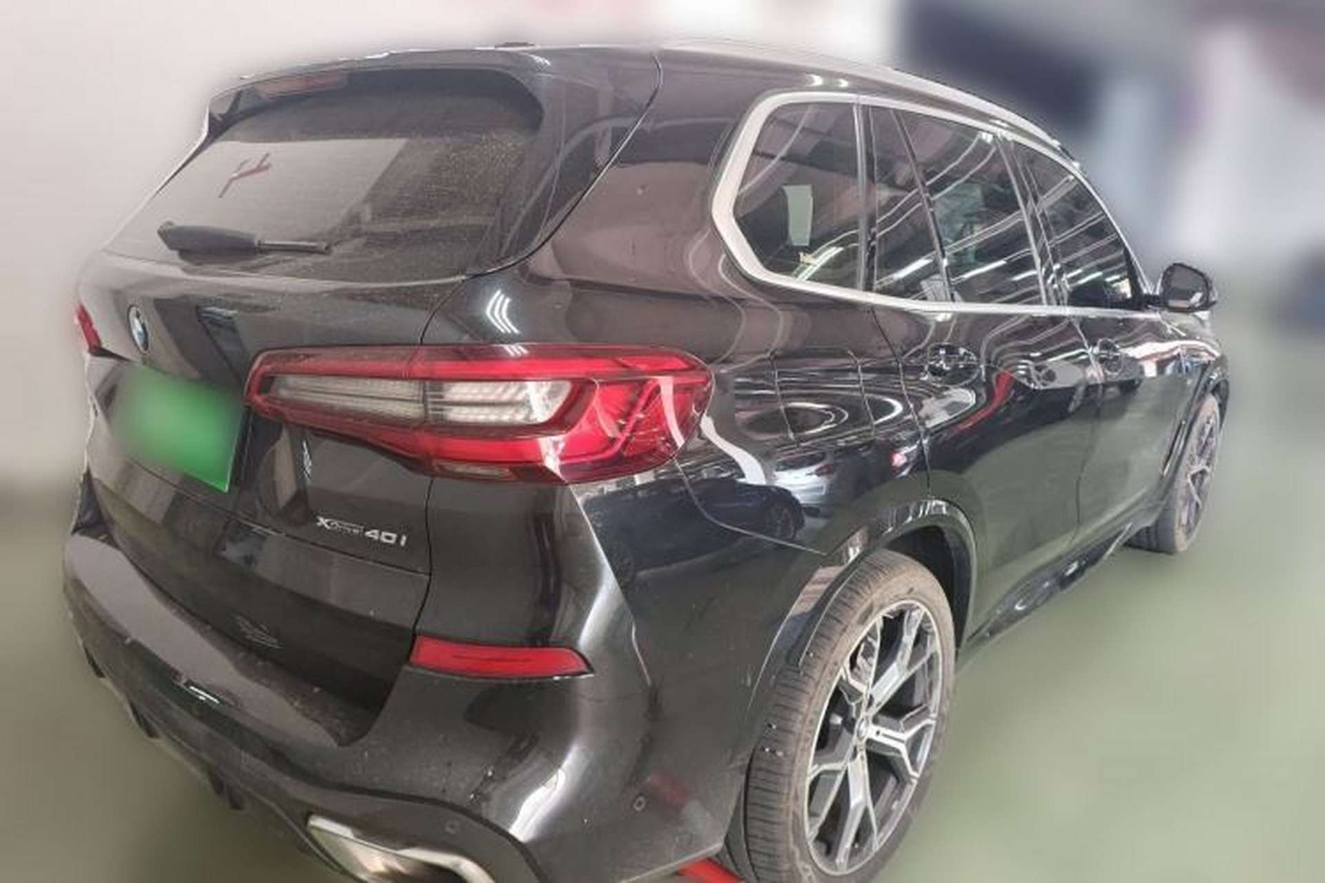 Used BMW X5 2020 xDrive40i Luxury Model with M Sport Package Rear Right 45 Deg