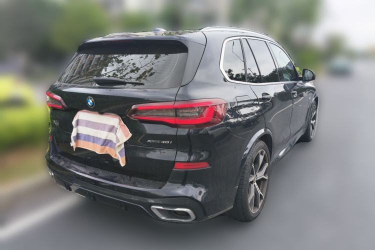 Used BMW X5 2020 xDrive40i Luxury Model with M Sport Package Rear Right 45 Deg