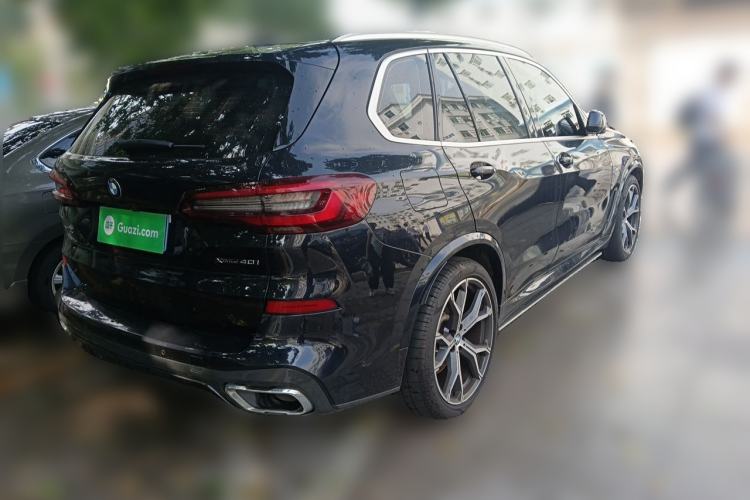 Used BMW X5 2020 xDrive40i Luxury Model with M Sport Package Rear Right 45 Deg