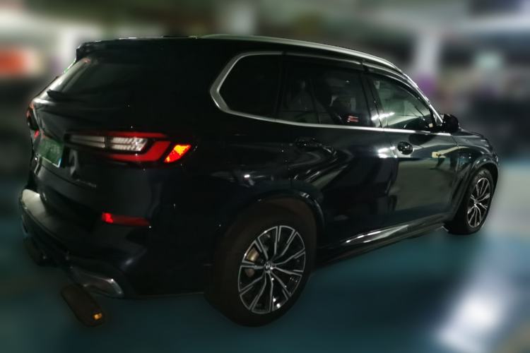 Used BMW X5 2020 xDrive30i M Sport Package Rear Right 45 Deg